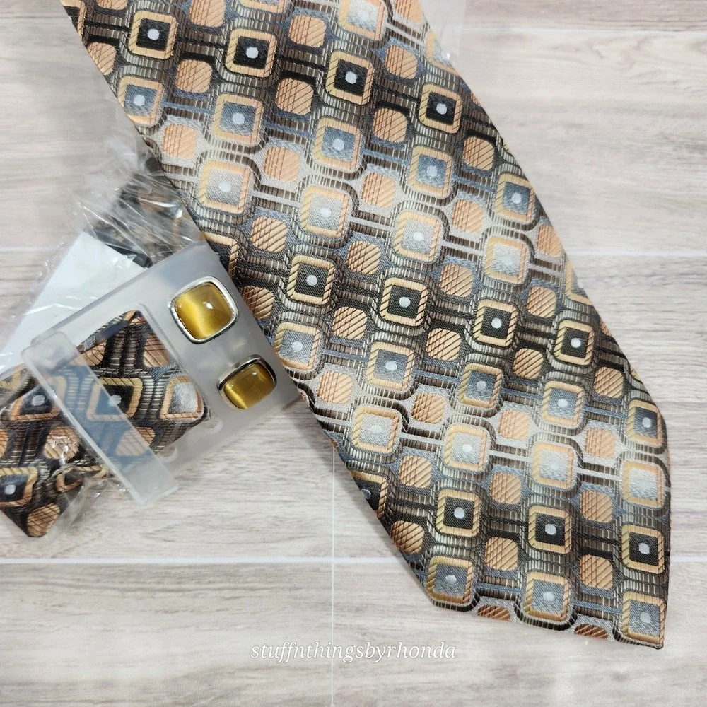 New With Tags‎ Bergamo New York Men's Necktie & Cufflinks Geometric Tie 56